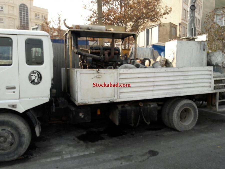 فروش یکدستگاه پمپ انتقال بتن سوار