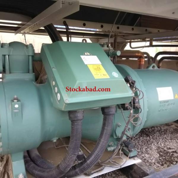 چیلر تراکمی یکپارچه هوایی ظرفیت 185 تن واقعی برند AUX