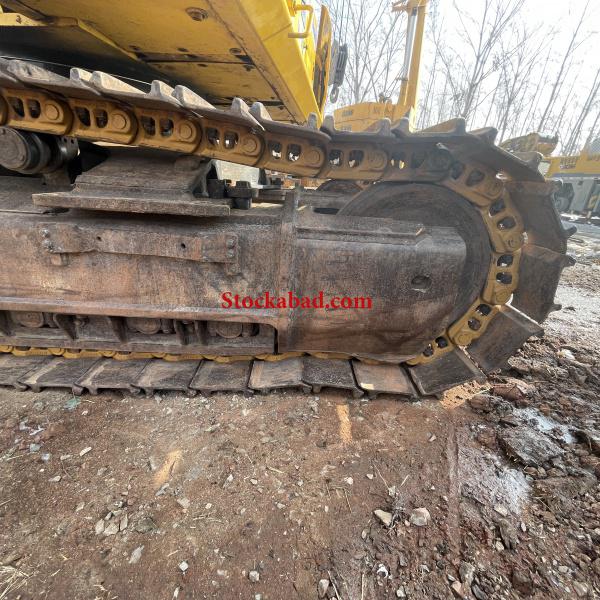 یک عدد بیل تمیز 450کوماتسو