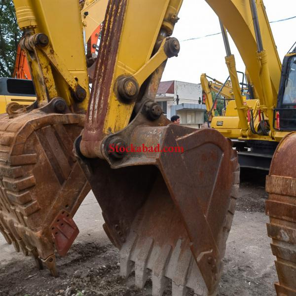 پیش فروش بیل کوماتسو ۲۲۰خط۷